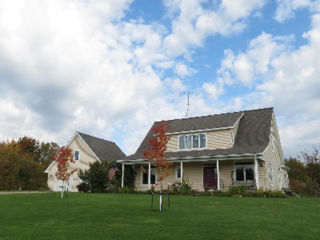 Sweetfern Inn (Adults Only) Clare Exterior photo