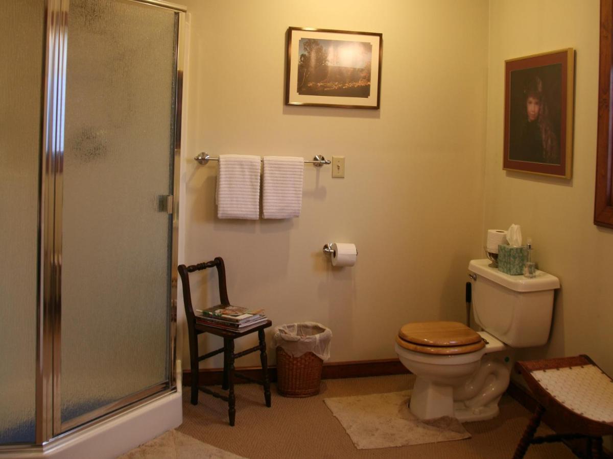 Sweetfern Inn (Adults Only) Clare Exterior photo