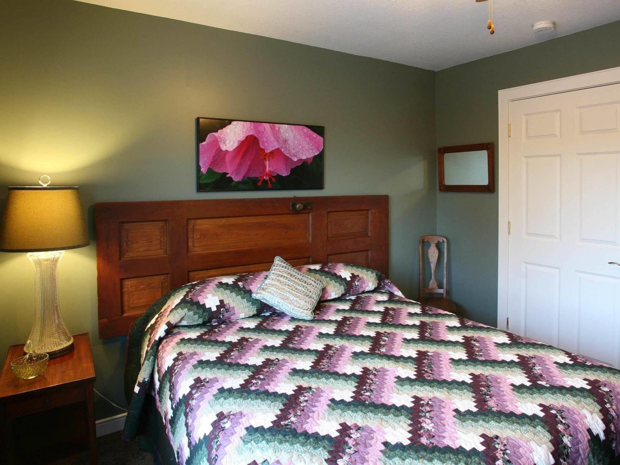 Sweetfern Inn (Adults Only) Clare Exterior photo